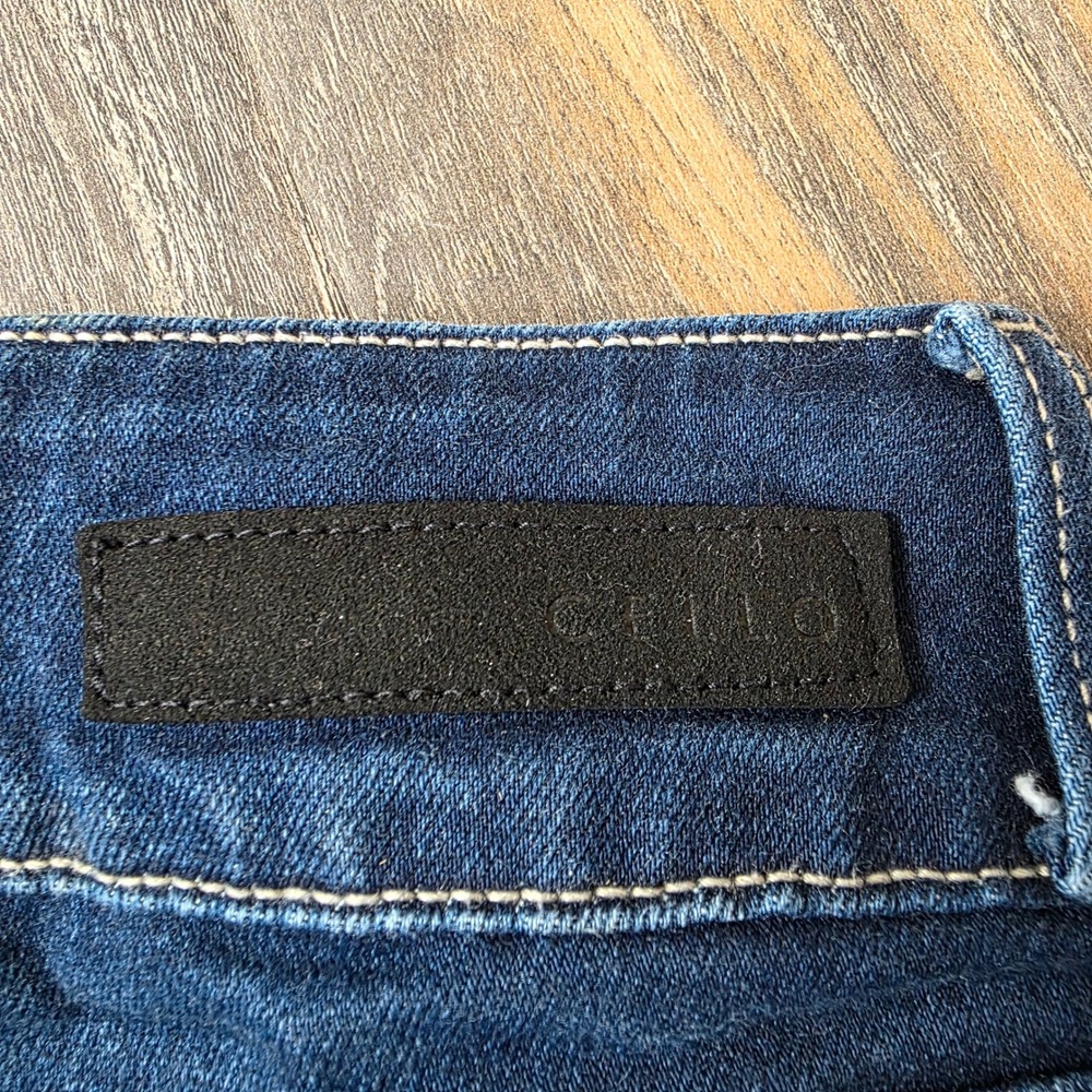Cello Womens Dark Wash Flare Jeans Distressed Hem Size 5 - Picture 7 of 9